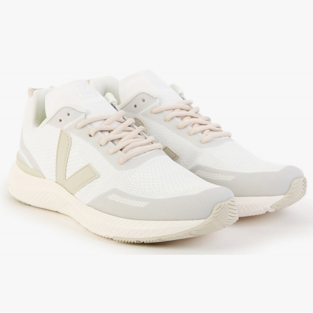 Veja Impala Mesh Sneaker in Eggshell/Pierre